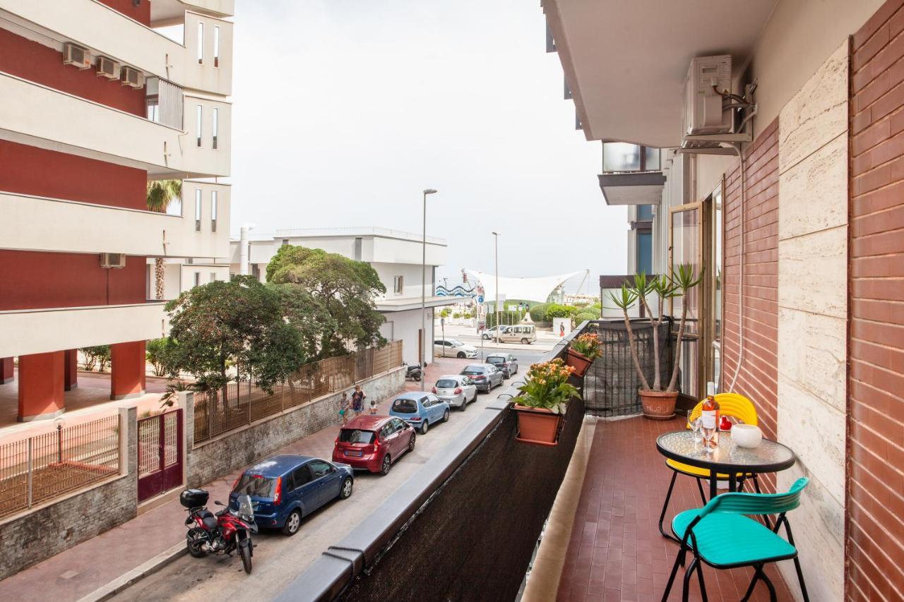 Pane & Pomodoro Beach Roomy Flat Bari Eksteriør bilde