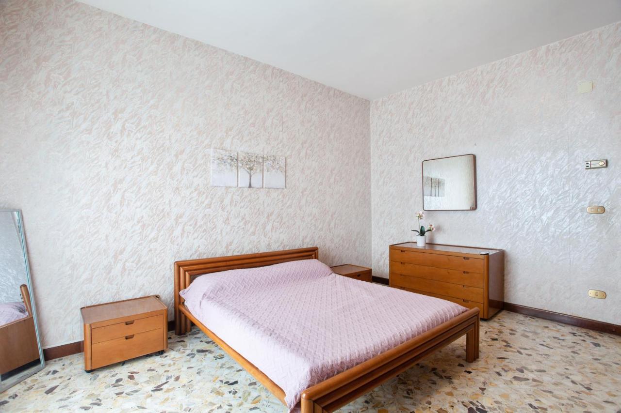 Pane & Pomodoro Beach Roomy Flat Bari Eksteriør bilde